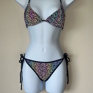 Tie side string bikini